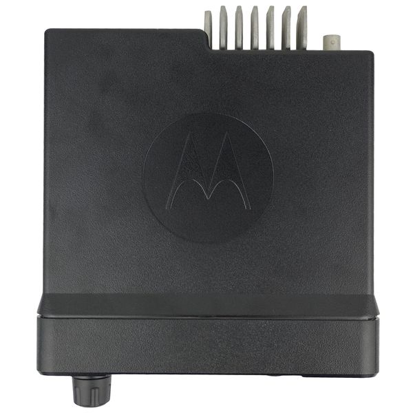 Профессиональная цифровая автомобильная рация Motorola DM4600e UHF HP (MDM28QPN9VA2AN) 25970 фото