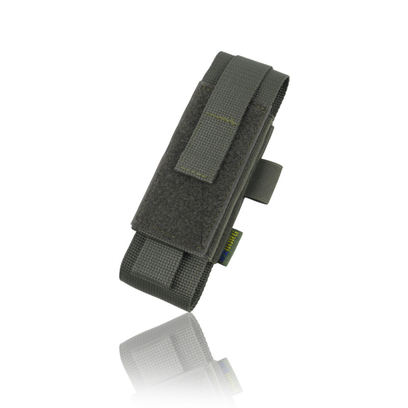Подсумок под турникет открытого типа с креплениями для тактических ножниц и маркера хаки.
